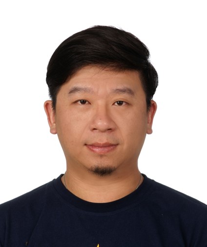 Chung-Yi Chiu 邱崇益